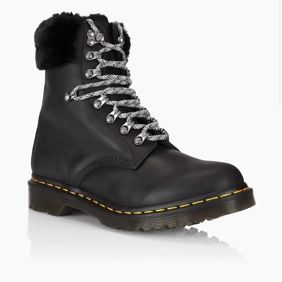 Dr. Martens Shoes - 🆕 1460 Serena Collar Streeter In Black Size 7. Dr. Martens